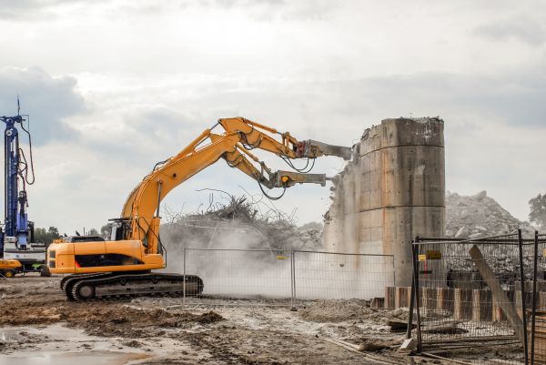 Silo Demolition in Bremerton