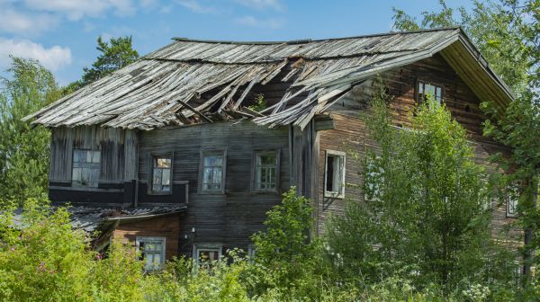 Cottage Demolition in Bremerton
